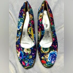 Blue and Green Floral Flats with Psychedelic Design